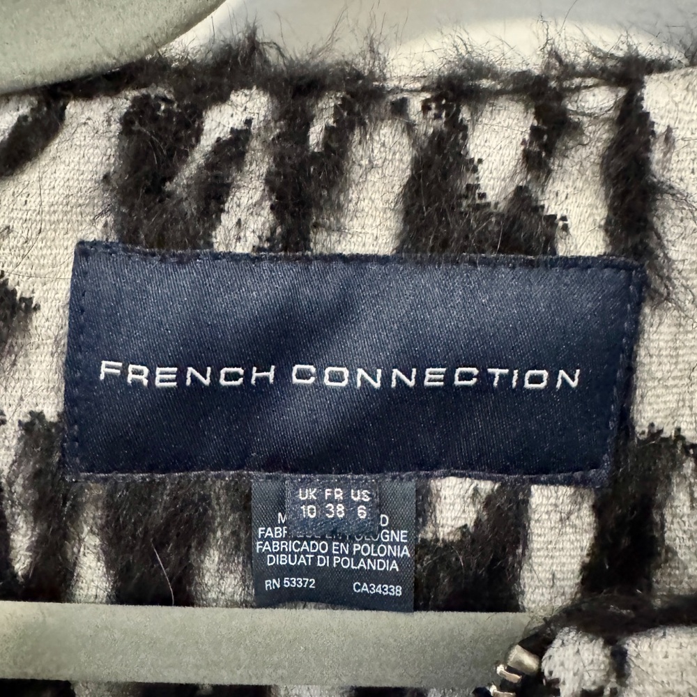 French Connection Faux Fur Crop Zip Up Jacket, Women's Size U.S. 6 - Picture 2 of 11